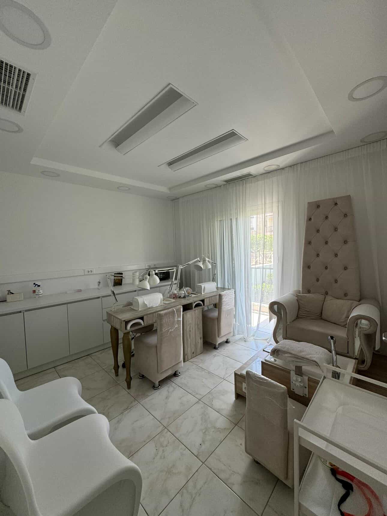 Treatment chairs